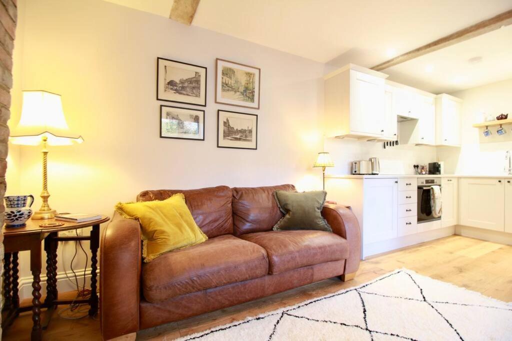 14Th Century Rose Cottage, Centre Of Alfriston By Air Premier Luaran gambar